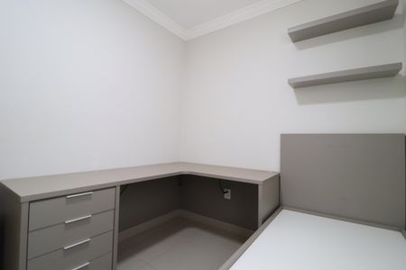 Apartamento para alugar com 68m², 2 quartos e 1 vagaQuarto 
