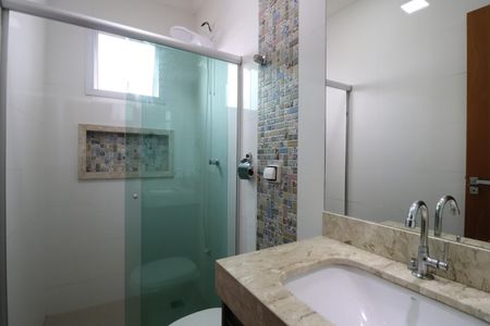 Apartamento para alugar com 68m², 2 quartos e 1 vagaBanheiro Social