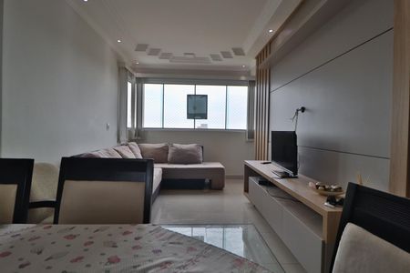 Apartamento para alugar com 68m², 2 quartos e 1 vagaSala