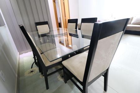 Apartamento para alugar com 68m², 2 quartos e 1 vagaSala