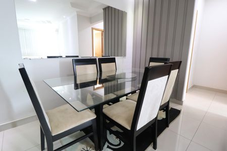 Apartamento para alugar com 68m², 2 quartos e 1 vagaSala
