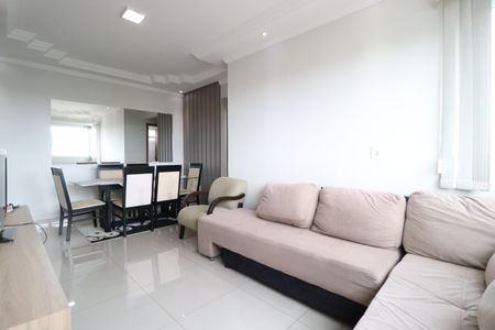 Apartamento para alugar com 68m², 2 quartos e 1 vagaSala