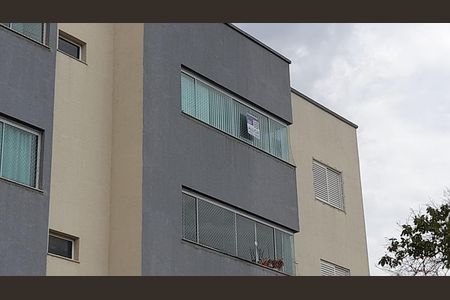 Apartamento para alugar com 68m², 2 quartos e 1 vagaPlaquinha