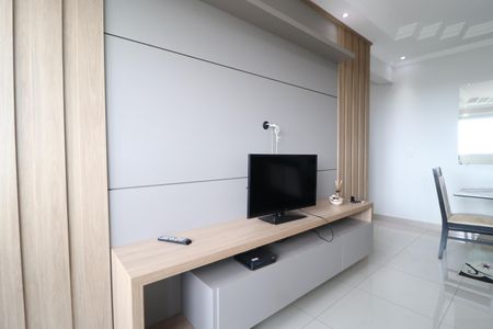 Apartamento para alugar com 68m², 2 quartos e 1 vagaSala