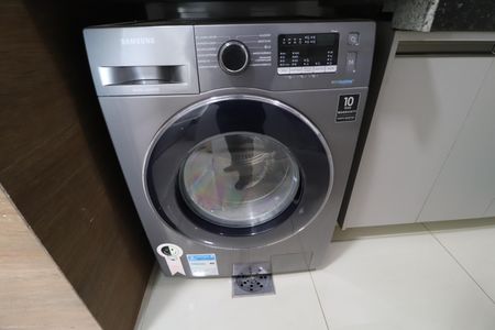 Apartamento para alugar com 68m², 2 quartos e 1 vagaÁrea de Serviço