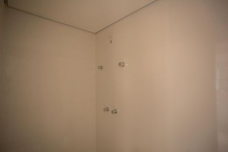 Apartamento à venda com 44m², 2 quartos e 1 vaga Apartamento à venda com 44m², 2 quartos e 1 vagaBANHEIRO