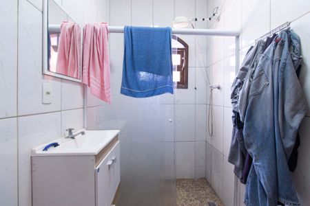 Casa à venda com 140m², 3 quartos e 4 vagas Casa à venda com 140m², 3 quartos e 4 vagasBanheiro da Suíte 2