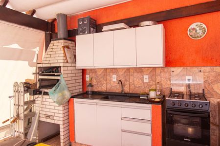 Casa à venda com 140m², 3 quartos e 4 vagas Casa à venda com 140m², 3 quartos e 4 vagasÁrea comum