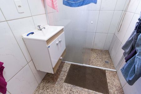 Casa à venda com 140m², 3 quartos e 4 vagas Casa à venda com 140m², 3 quartos e 4 vagasBanheiro da Suíte 2