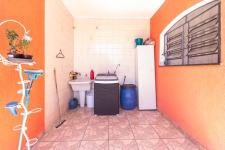 Casa à venda com 140m², 3 quartos e 4 vagas Casa à venda com 140m², 3 quartos e 4 vagasÁrea de Serviço