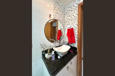 Apartamento à venda com 90m², 2 quartos e sem vagaBanheiro Social