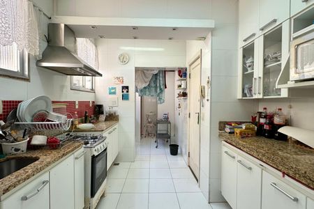 Apartamento à venda com 90m², 2 quartos e sem vagaCozinha