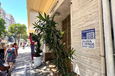 Apartamento à venda com 90m², 2 quartos e sem vagaPlaquinha