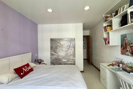 Apartamento à venda com 90m², 2 quartos e sem vagaQuarto 02