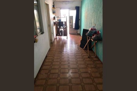 Casa à venda com 3 quartos, 240m² em Sapopemba, São Paulo