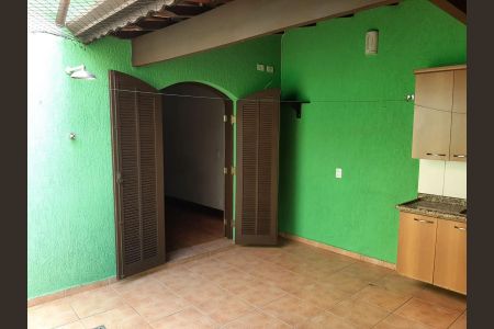 Casa à venda com 3 quartos, 200m² em Bela Vista, São Paulo