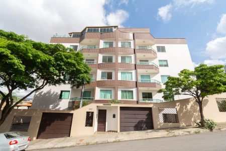 Apartamento à venda com 103m², 3 quartos e 2 vagasFachada