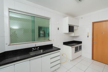 Apartamento à venda com 103m², 3 quartos e 2 vagasCozinha