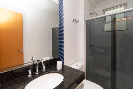 Apartamento à venda com 103m², 3 quartos e 2 vagasBanheiro Social