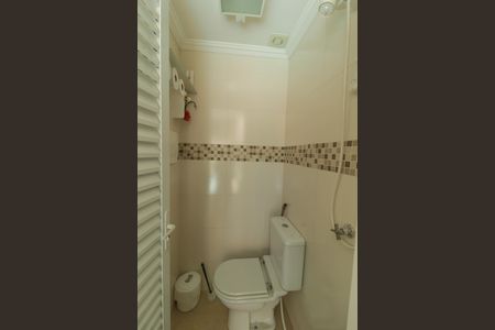 Casa de condomínio à venda com 190m², 4 quartos e 5 vagas