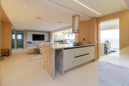 Apartamento à venda com 136m², 3 quartos e 2 vagasCozinha