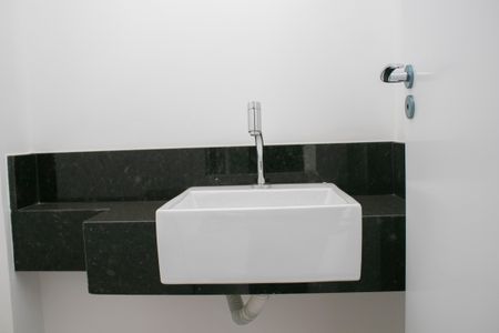Lavabo de apartamento à venda com 2 quartos, 74m² em Cruzeiro, Belo Horizonte