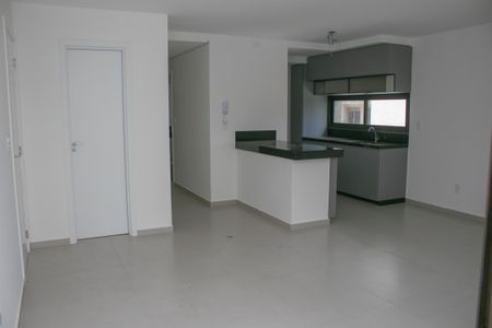 Sala de apartamento à venda com 2 quartos, 74m² em Cruzeiro, Belo Horizonte