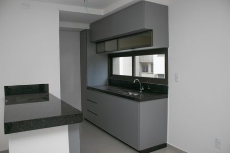 Apartamento à venda com 74m², 2 quartos e 2 vagasCozinha