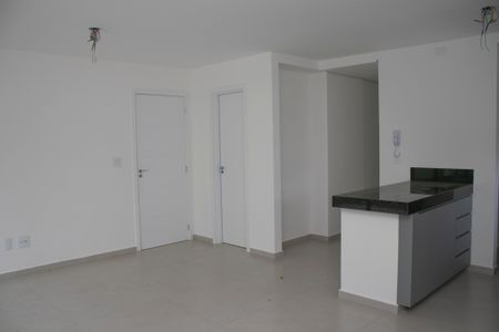 Sala de apartamento à venda com 2 quartos, 74m² em Cruzeiro, Belo Horizonte