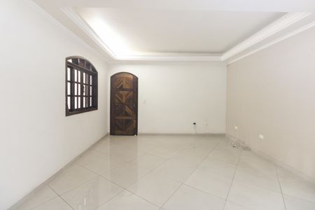 Casa para alugar com 250m², 3 quartos e 2 vagasSala