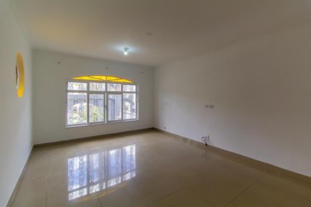 Casa à venda com 336m², 4 quartos e 3 vagasSala