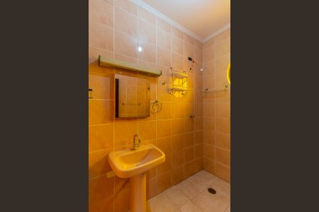 Casa à venda com 336m², 4 quartos e 3 vagasBanheiro 3