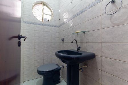 Casa à venda com 336m², 4 quartos e 3 vagasLavabo