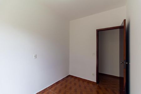 Casa à venda com 336m², 4 quartos e 3 vagasQuarto 2