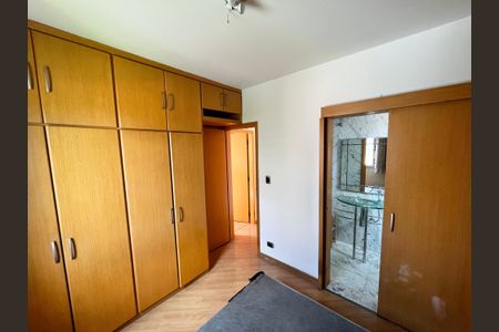 Apartamento à venda com 77m², 3 quartos e 2 vagasQuarto Suíte
