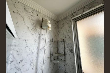 Apartamento à venda com 77m², 3 quartos e 2 vagasBanheiro da Suíte