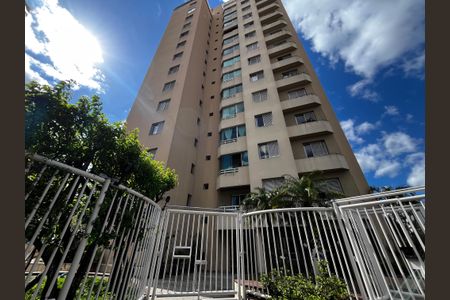Apartamento à venda com 77m², 3 quartos e 2 vagasFachada