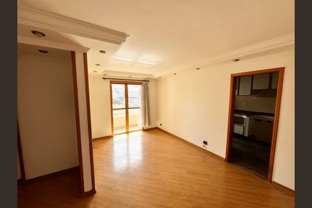 Sala de apartamento à venda com 3 quartos, 77m² em Vila Pauliceia, São Paulo