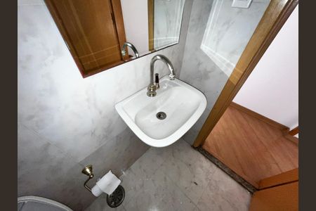 Apartamento à venda com 77m², 3 quartos e 2 vagasBanheiro