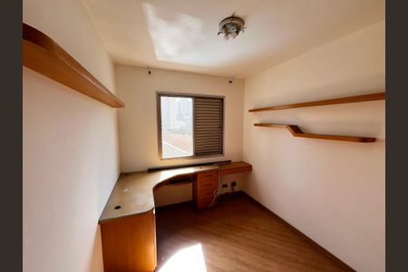 Apartamento à venda com 77m², 3 quartos e 2 vagasQuarto 3