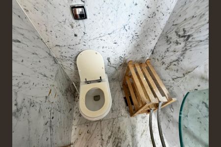 Apartamento à venda com 77m², 3 quartos e 2 vagasBanheiro da Suíte