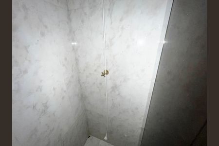 Apartamento à venda com 77m², 3 quartos e 2 vagasBanheiro