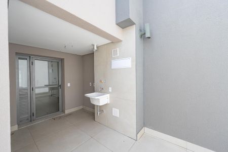Apartamento à venda com 177m², 3 quartos e 2 vagas Apartamento à venda com 177m², 3 quartos e 2 vagasLavanderia