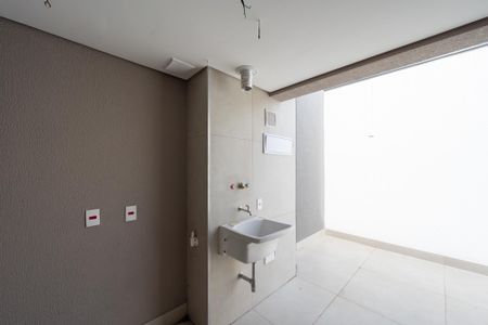 Apartamento à venda com 177m², 3 quartos e 2 vagas Apartamento à venda com 177m², 3 quartos e 2 vagasLavanderia