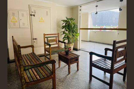 Apartamento à venda com 60m², 2 quartos e 1 vagaHall social