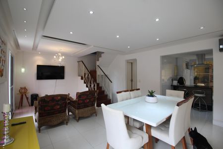 Sala de casa de condomínio à venda com 4 quartos, 166m² em Freguesia (jacarepaguá), Rio de Janeiro