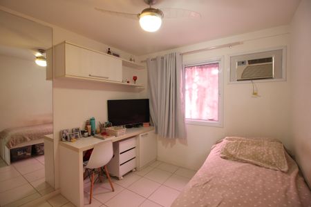 Casa de condomínio à venda com 166m², 4 quartos e 2 vagasQuarto 2