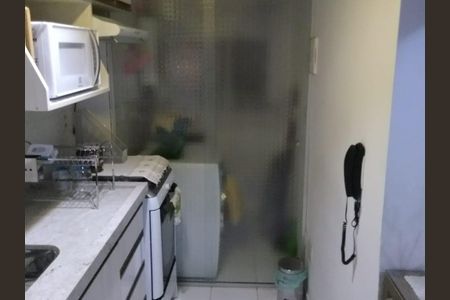 Cozinha de apartamento à venda com 2 quartos, 47m² em Jardim Castelo, São Paulo