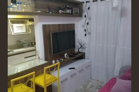 Sala de apartamento à venda com 2 quartos, 47m² em Jardim Castelo, São Paulo
