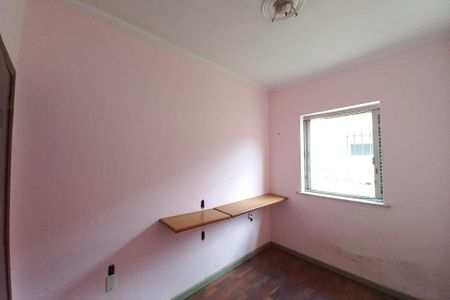 Casa à venda com 189m², 4 quartos e 2 vagasQuarto 2 